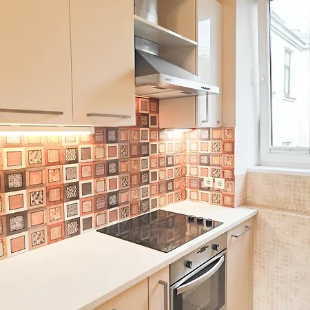 Heart, Sunlit, Free Parking And Bag Storage *