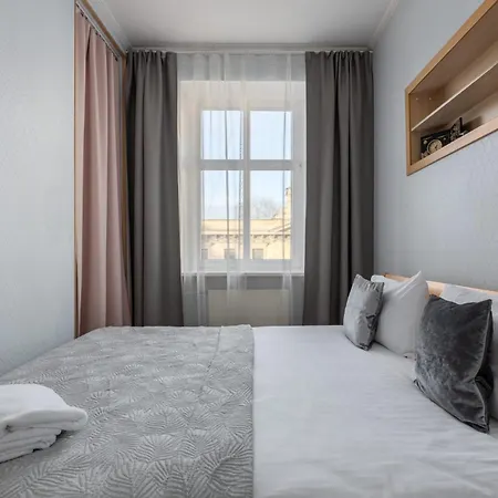 Heart, Sunlit, Free Parking And Bag Storage Dzīvoklis Riga