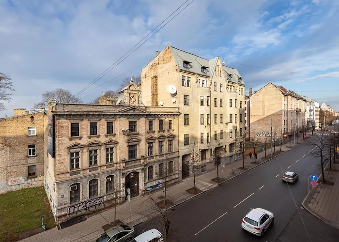 Heart, Sunlit, Free Parking And Bag Storage Dzīvoklis *