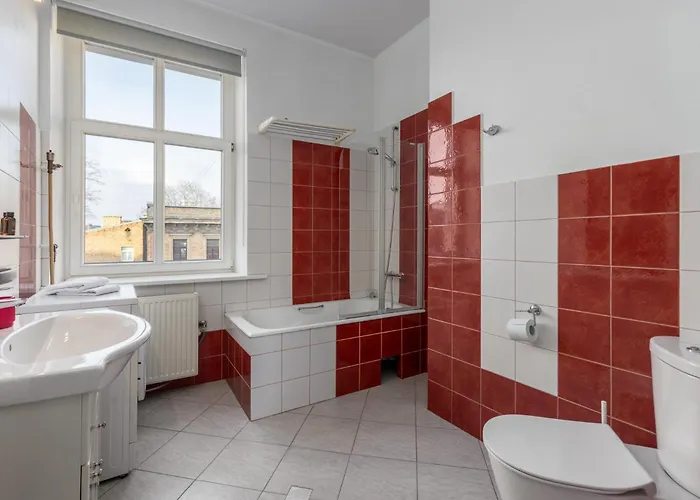 Heart, Sunlit, Free Parking And Bag Storage * Riga